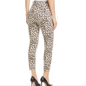 Frame Ali High Rise Cigarette Leopard Jeans
